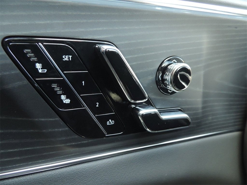 2025 Cadillac LYRIQ Sport 1 - Photo 22