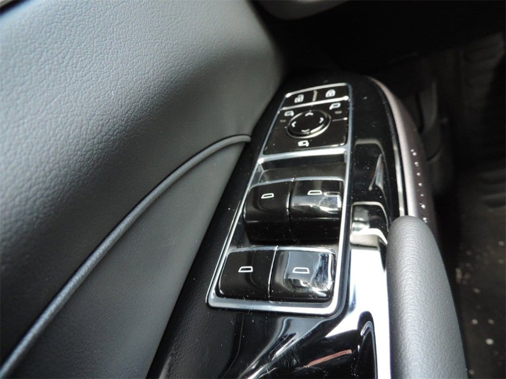 2025 Cadillac LYRIQ Sport 1 - Photo 21