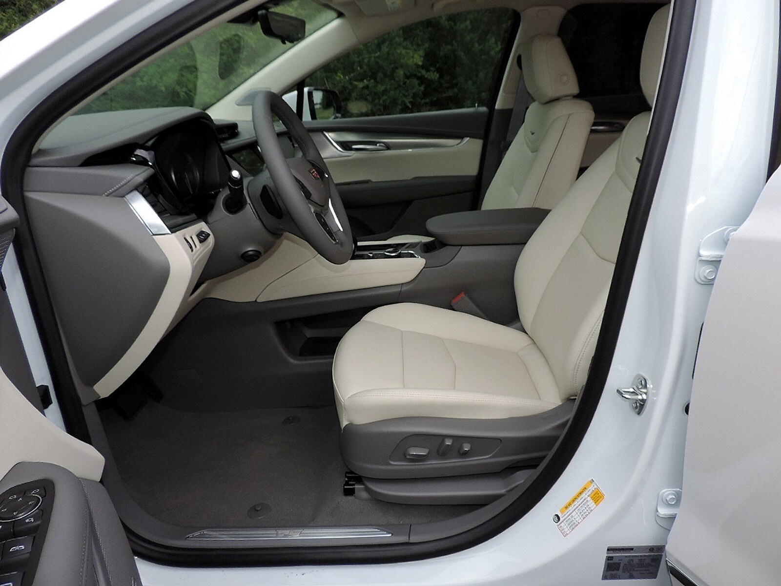 2026 Cadillac XT5 Premium Luxury - Photo 16