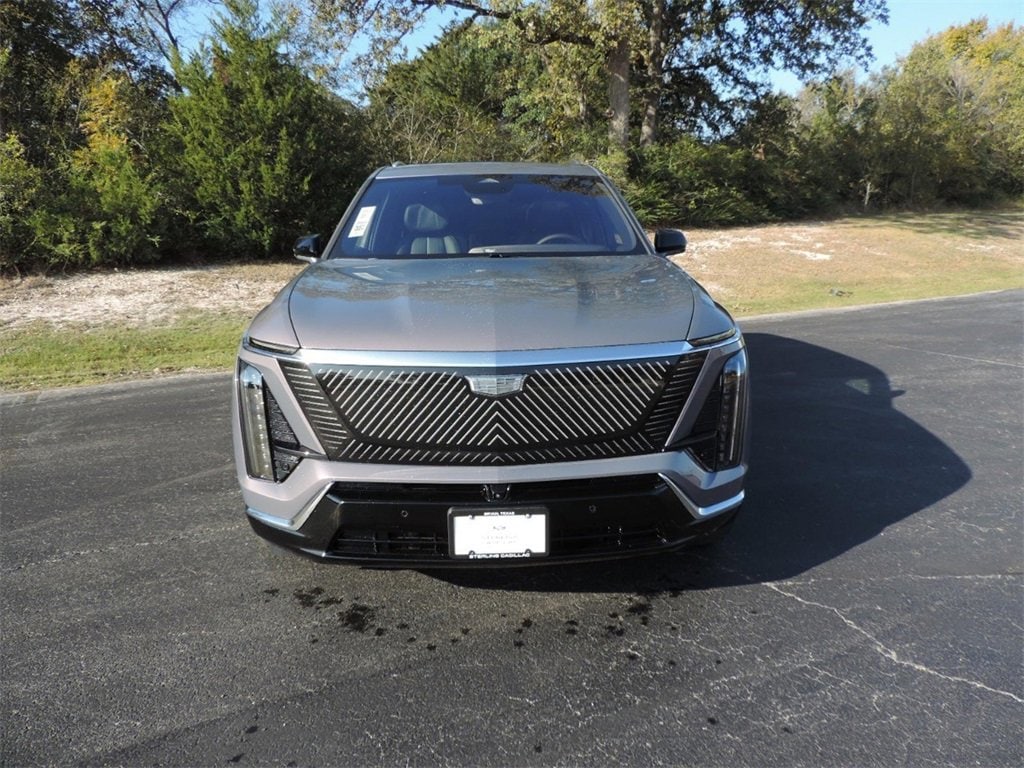 New 2026 CADILLAC VISTIQ Luxury SUV