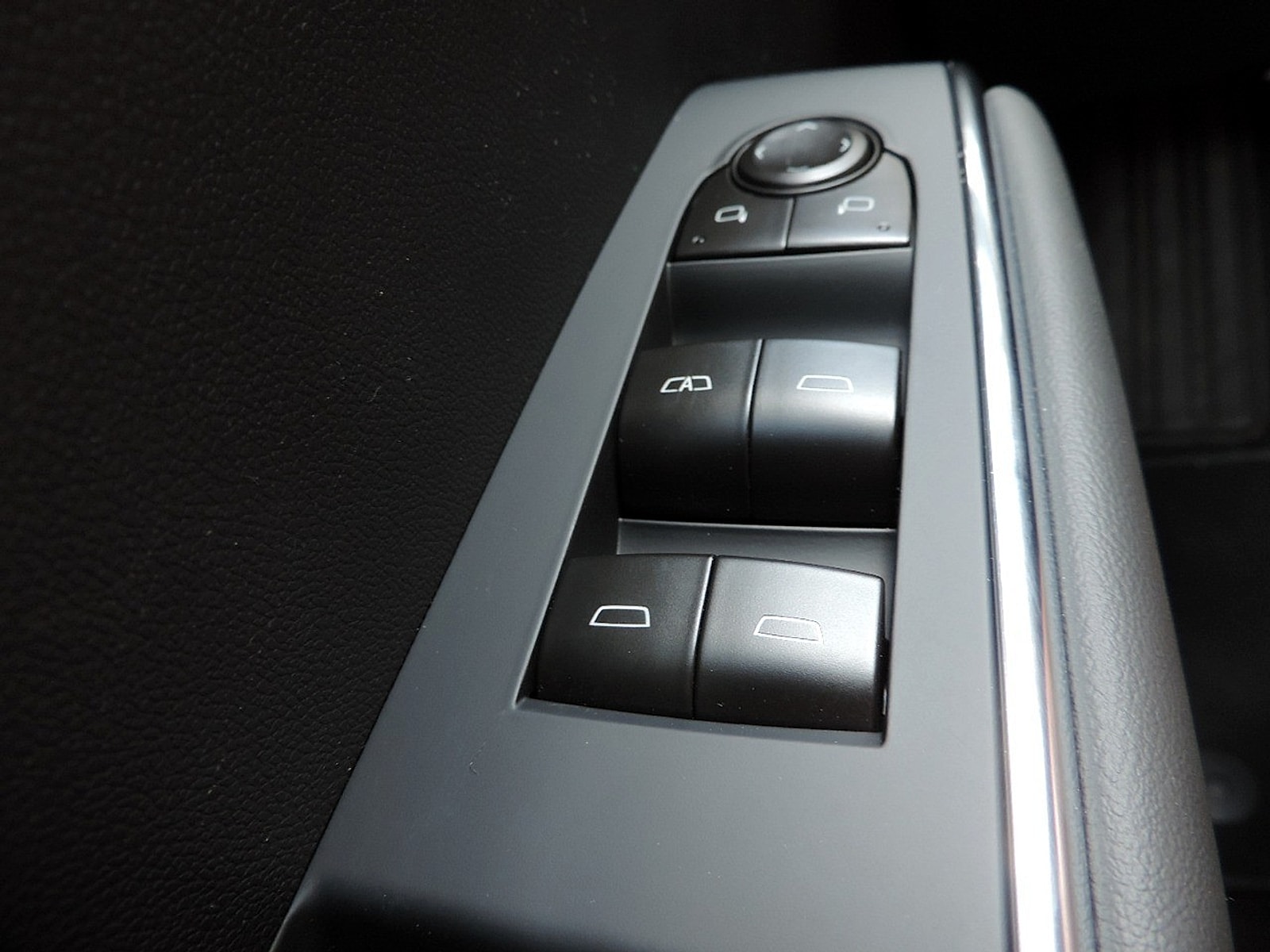 2026 GMC Acadia Elevation - Photo 19