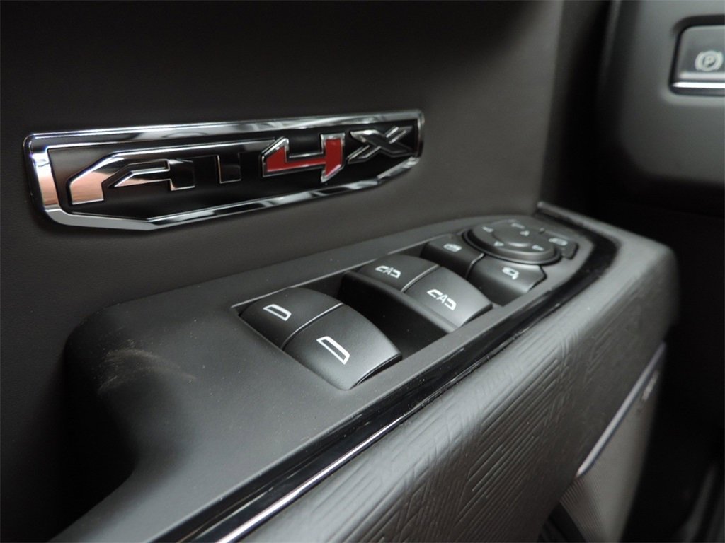 2026 GMC Sierra 1500 AT4X - Photo 27