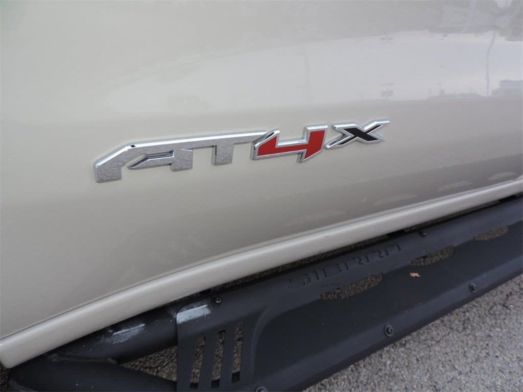 2026 GMC Sierra 1500 AT4X - Photo 11