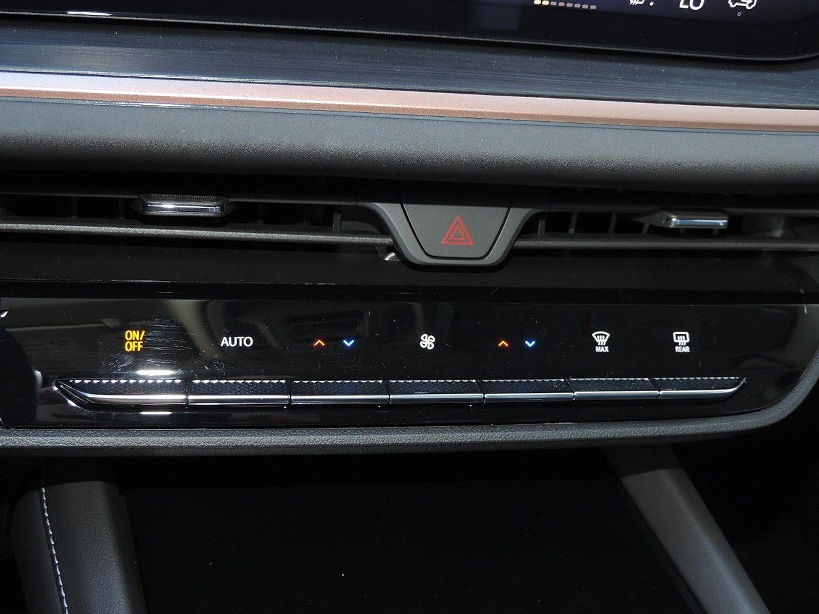 2026 Buick Envision Sport Touring - Photo 19
