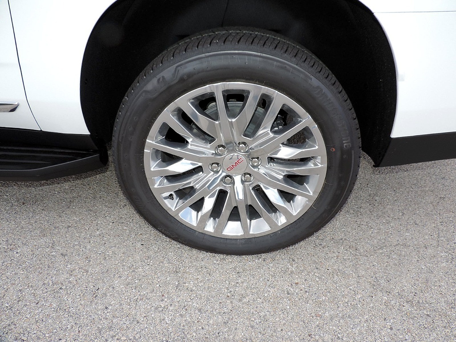 2026 GMC Yukon XL Elevation - Photo 9