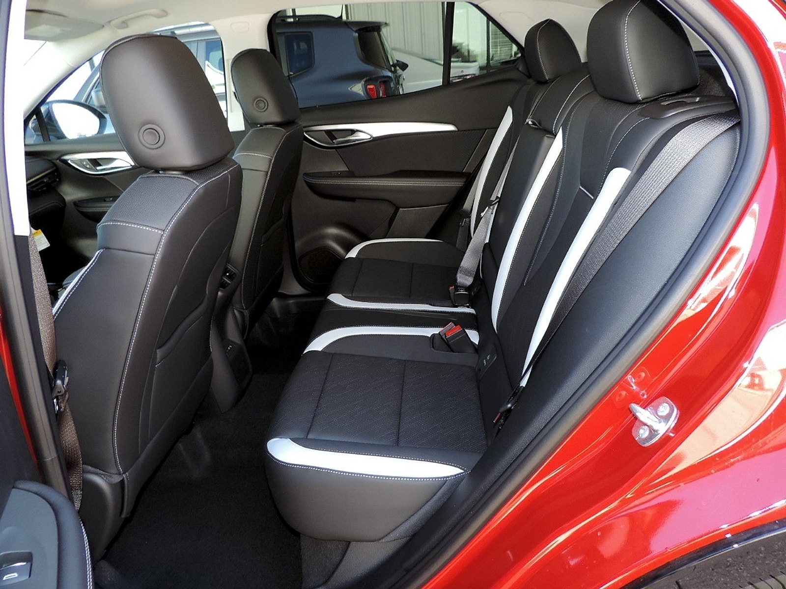 2026 Buick Envision Sport Touring - Photo 16