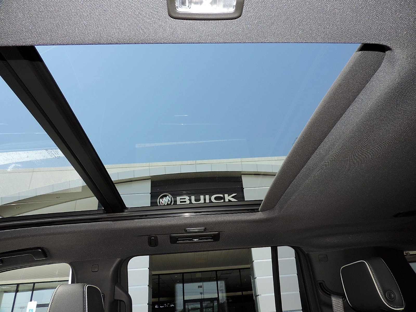 2026 Chevrolet Suburban Premier - Photo 10