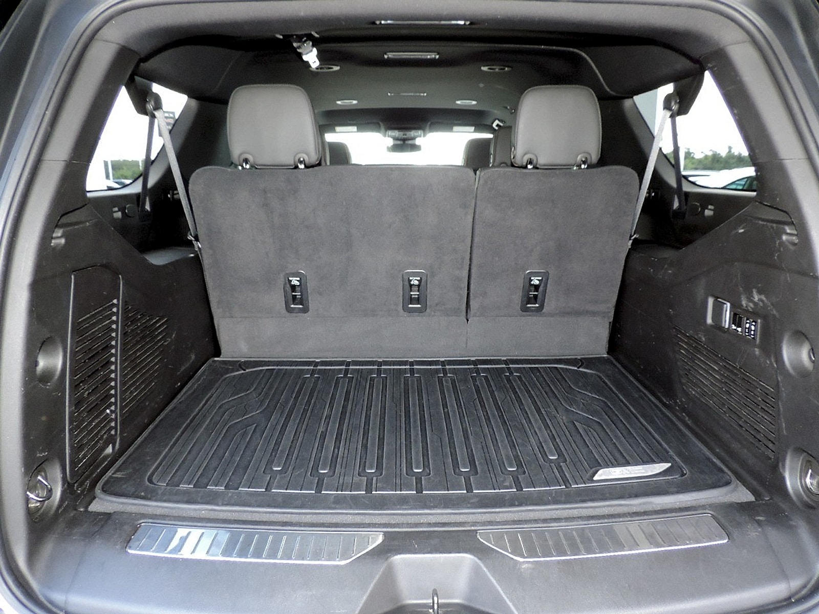 2024 GMC Yukon XL AT4 - Photo 19