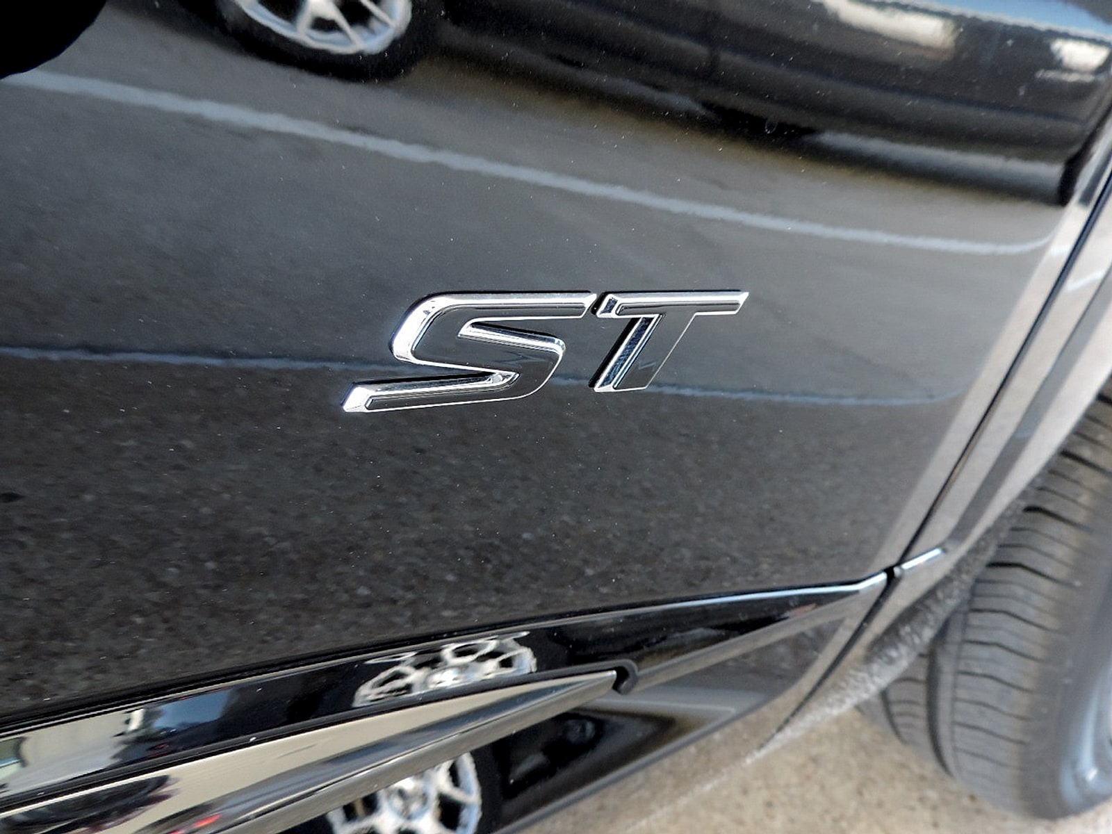 2026 Buick Envision Sport Touring - Photo 13