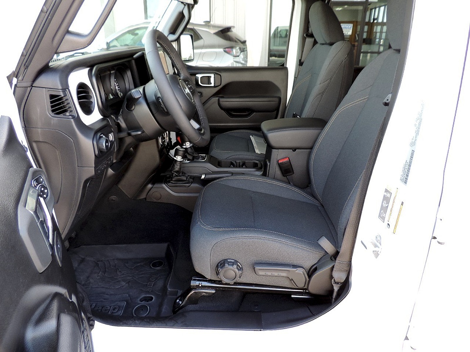 2025 Jeep Wrangler 4-Door Sport S - Photo 15