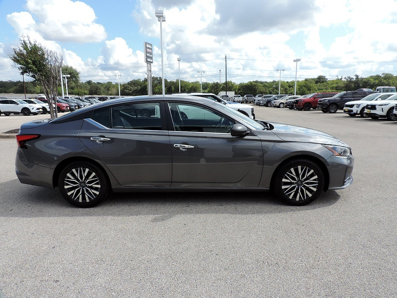 Used 2025 Nissan Altima SV