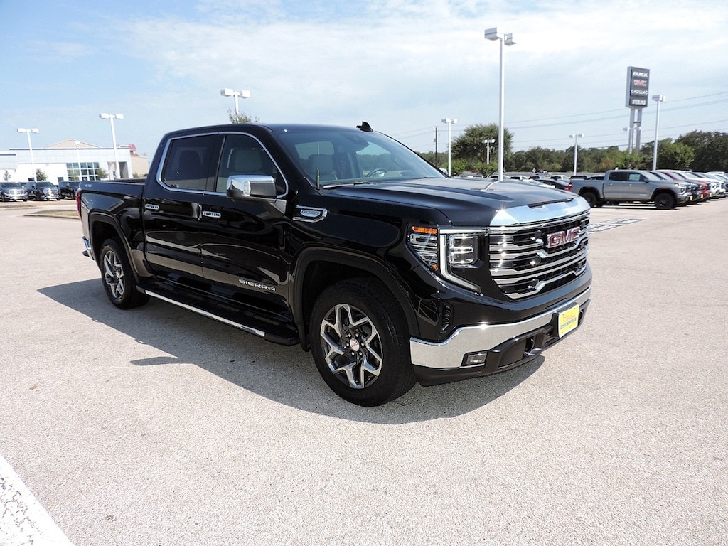 Used 2023 GMC Sierra 1500 SLT Truck
