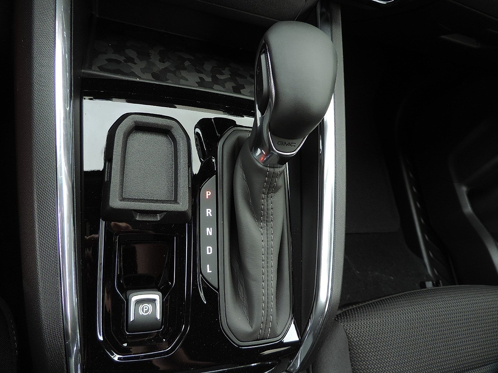 2026 GMC Canyon Elevation - Photo 18
