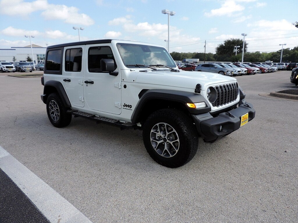Used 2025 Jeep Wrangler 4-Door Summit 4x4 SUV