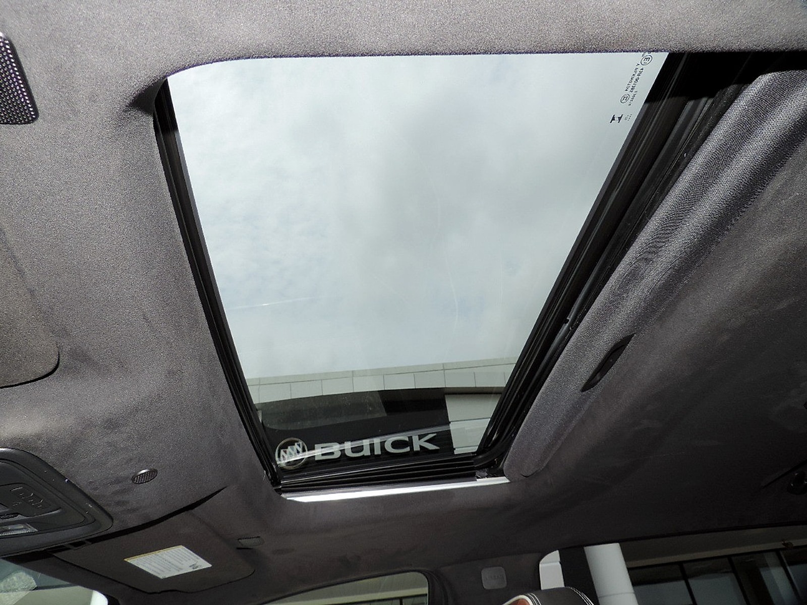 2026 GMC Sierra 1500 Denali Ultimate - Photo 9