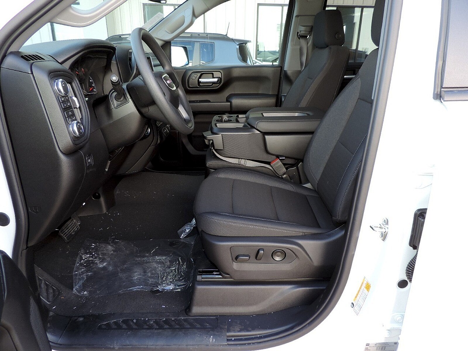 2026 GMC Sierra 1500 Pro - Photo 17