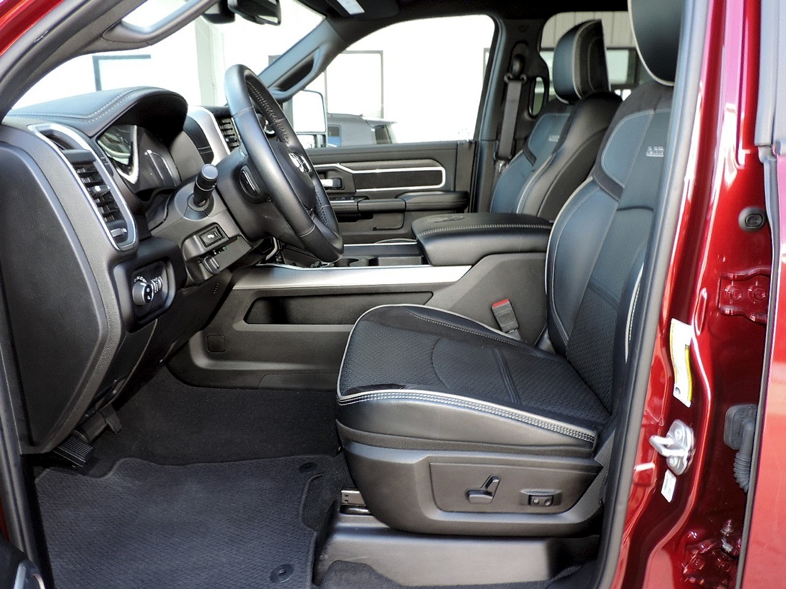 2024 RAM Ram 2500 Pickup Laramie - Photo 19