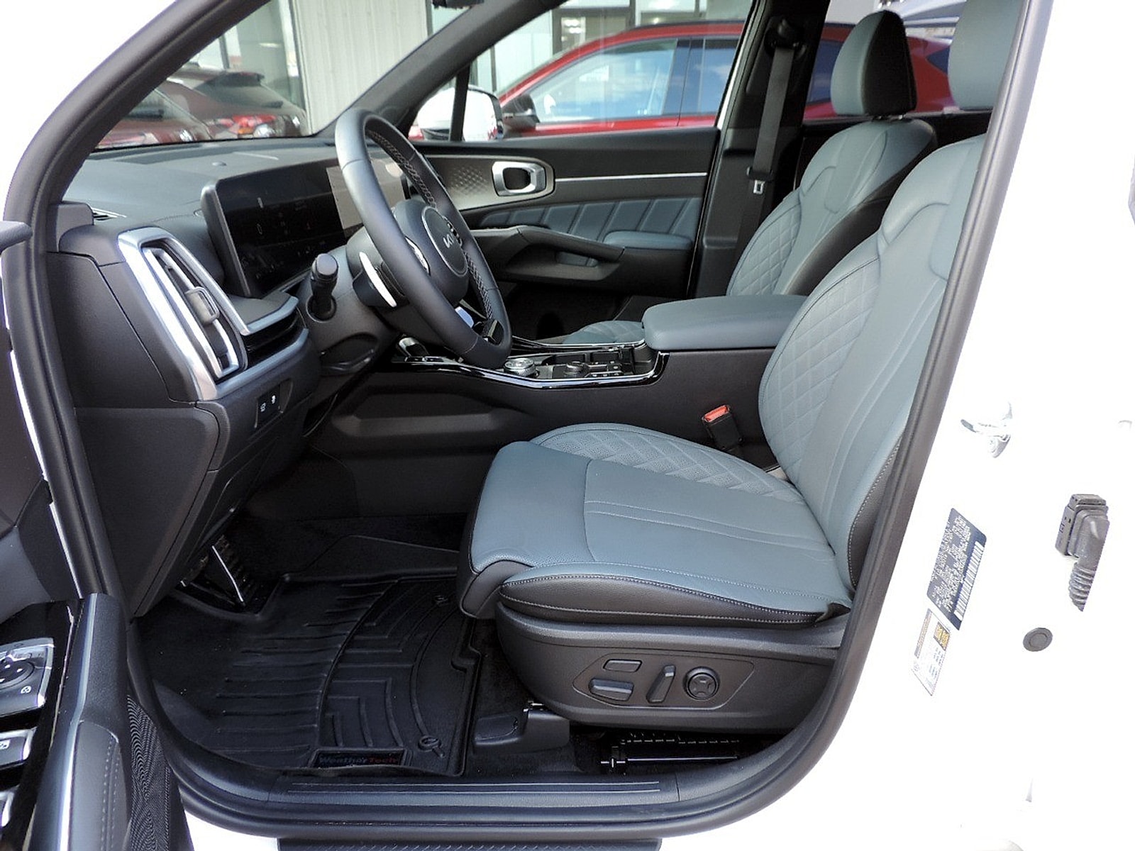 2025 Kia Sorento SX Prestige Hybrid - Photo 14