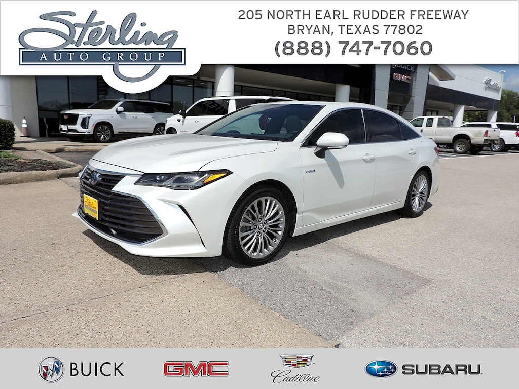 Used 2019 Toyota Avalon Hybrid Limited Sedan