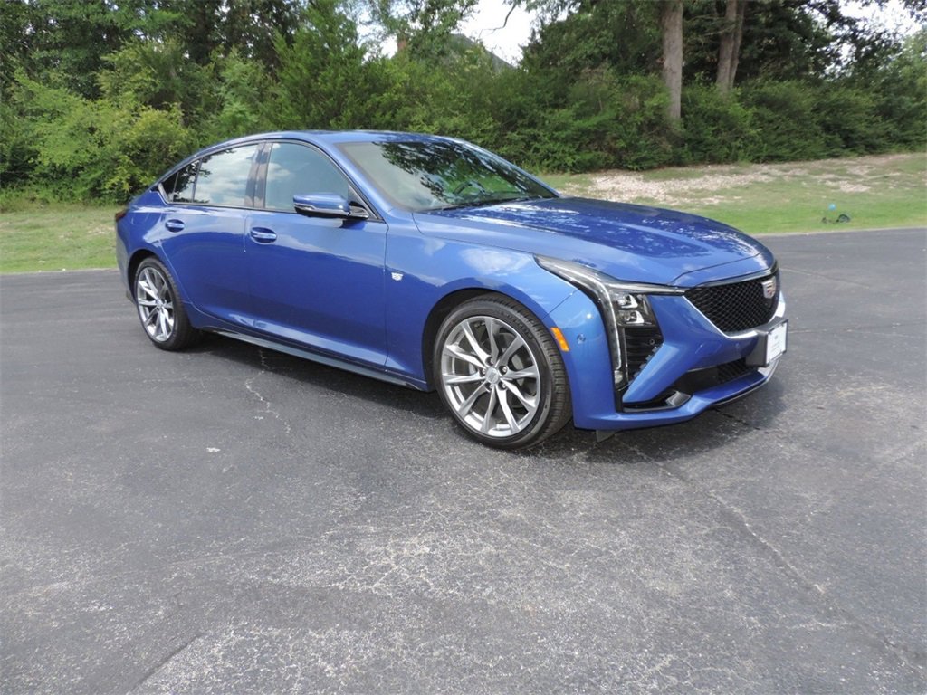 2025 Cadillac CT5 Sport photo 3