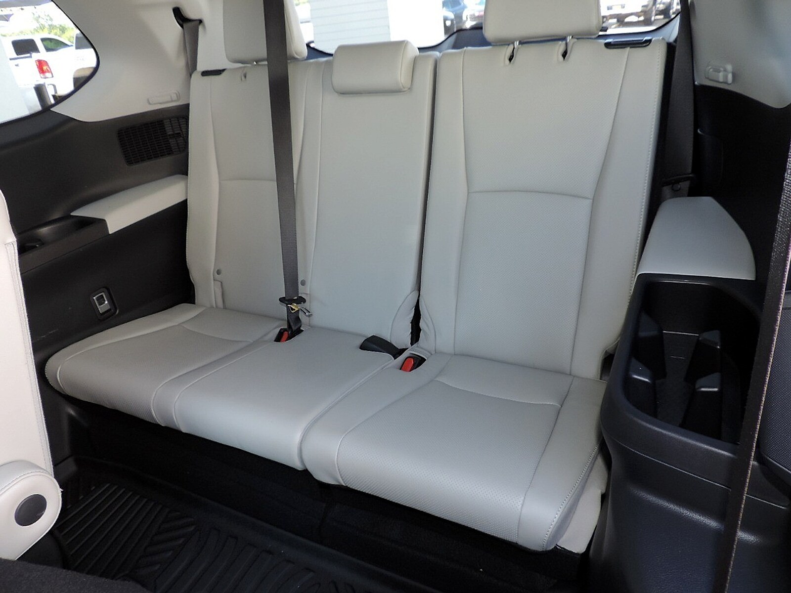 2024 Toyota Grand Highlander Limited - Photo 20