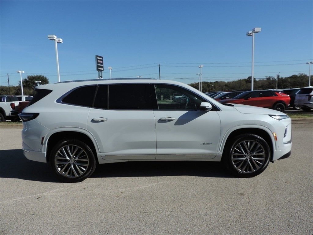 New 2026 Buick Enclave Avenir SUV