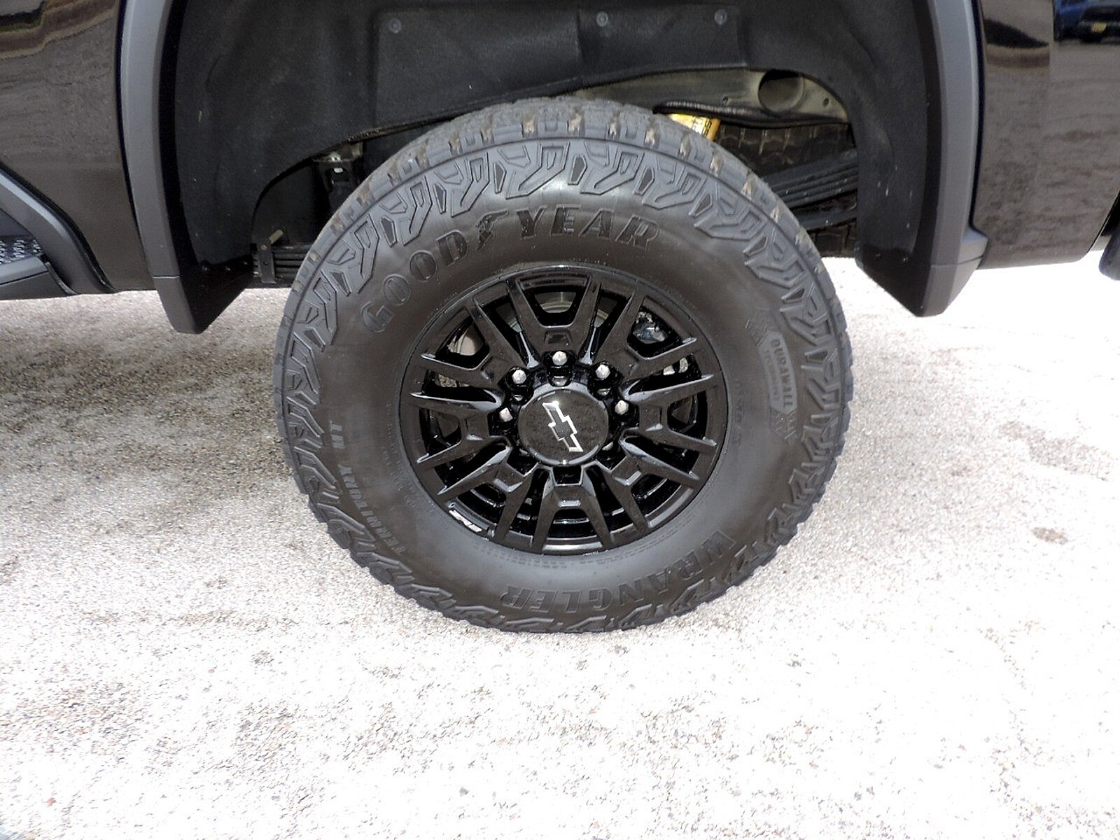 2026 Chevrolet Silverado 2500HD ZR2 - Photo 9