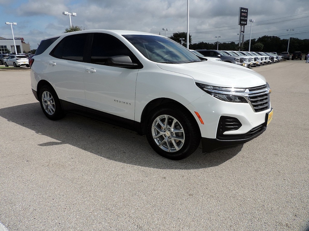 Used 2024 Chevrolet Equinox LS SUV