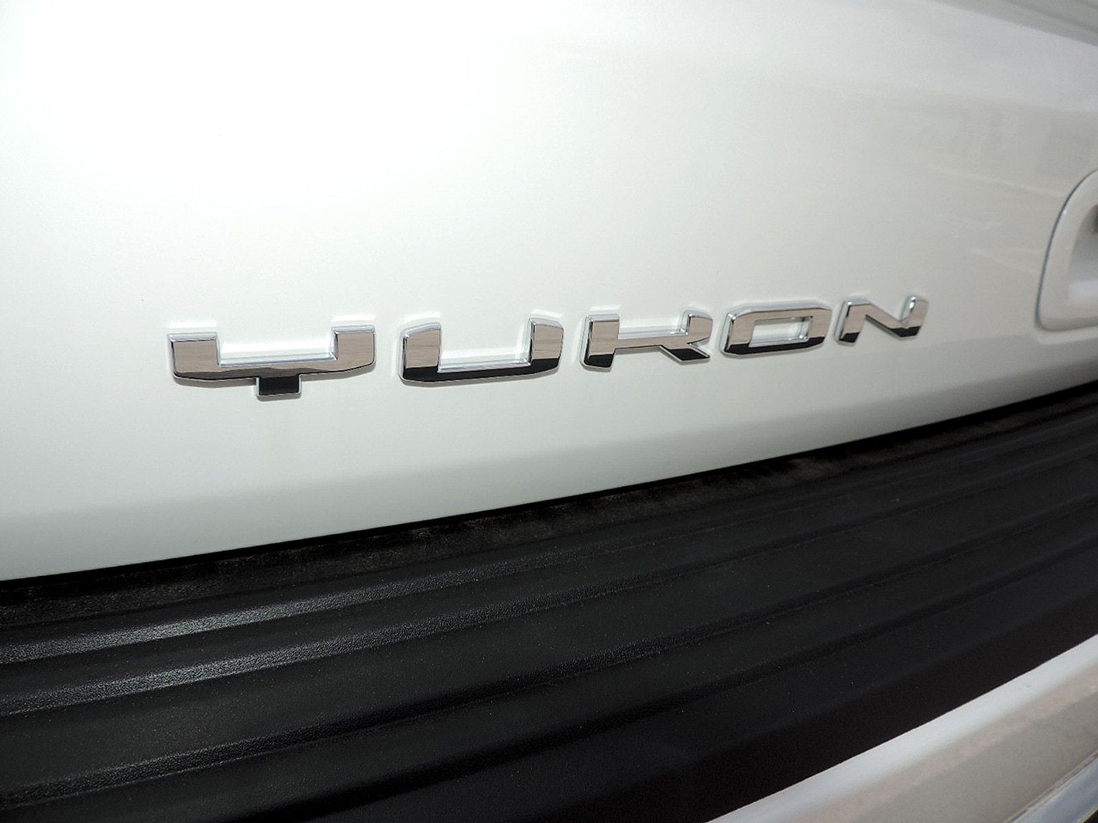 2026 GMC Yukon XL Elevation - Photo 19
