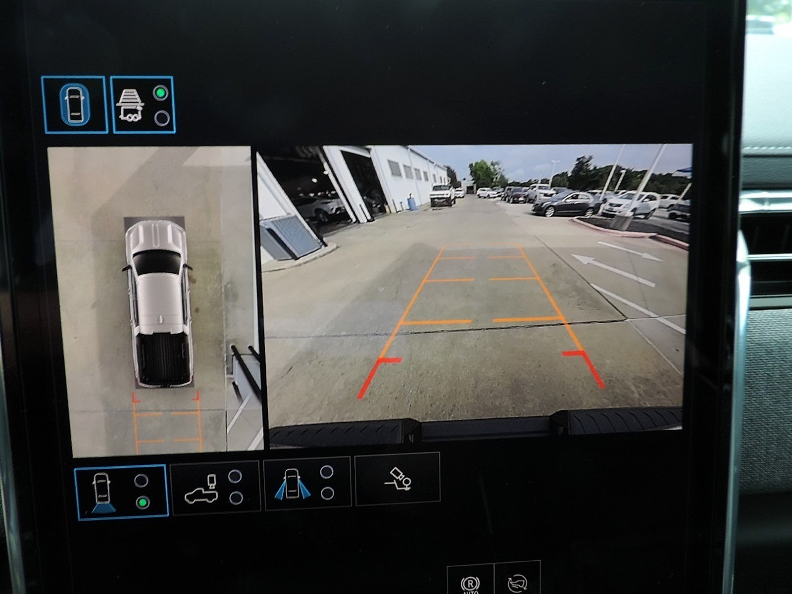 2026 GMC Sierra EV Elevation - Photo 25