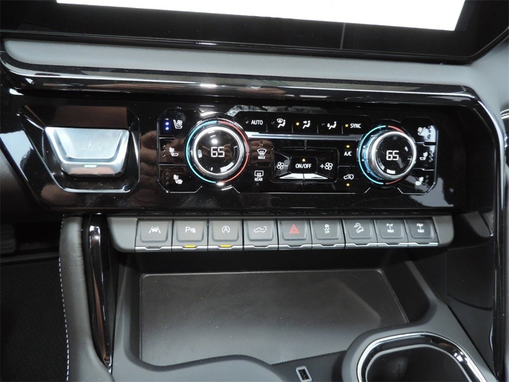 2026 GMC Sierra 1500 AT4X - Photo 25