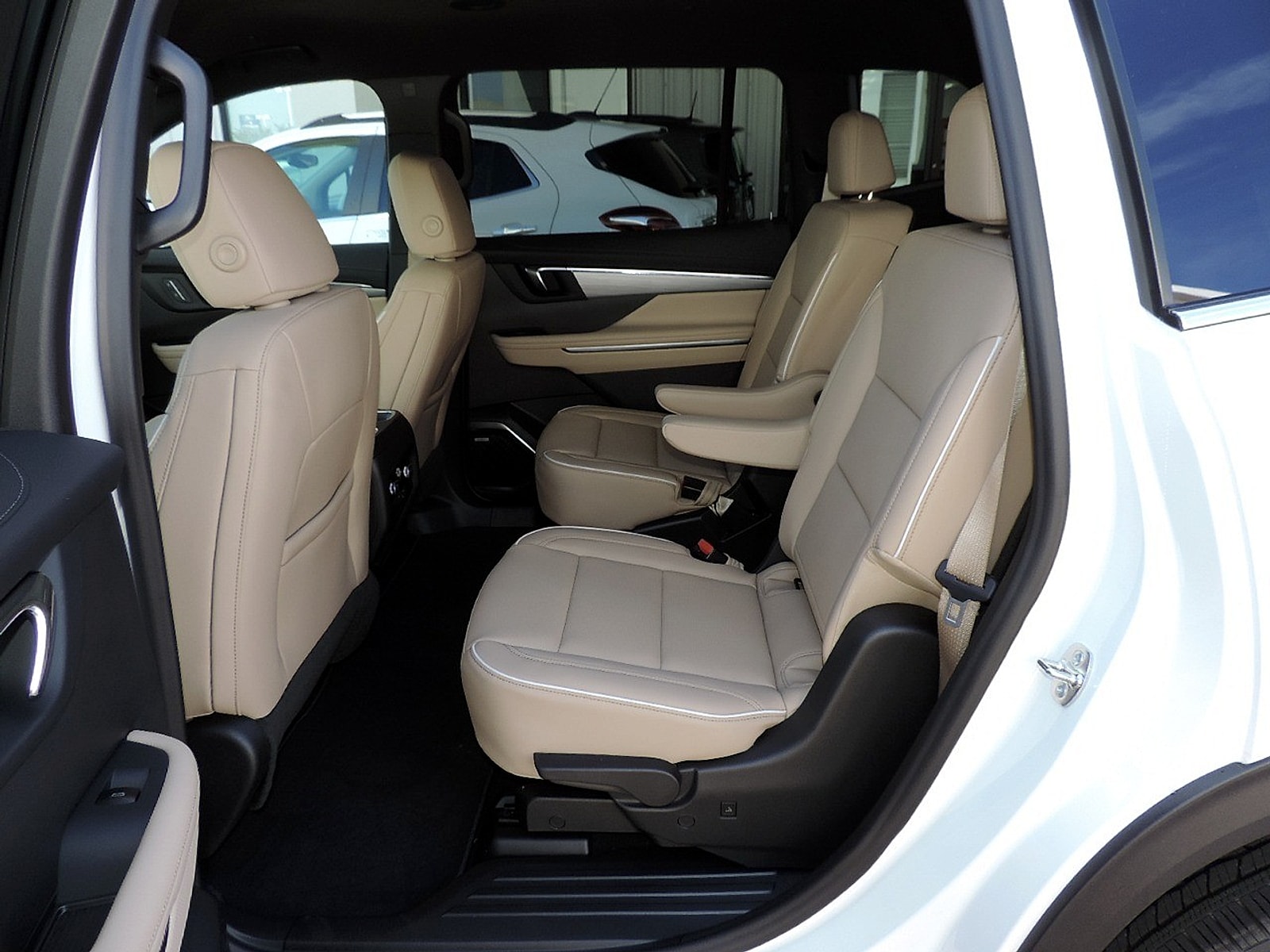 2027 Buick Enclave Preferred - Photo 11