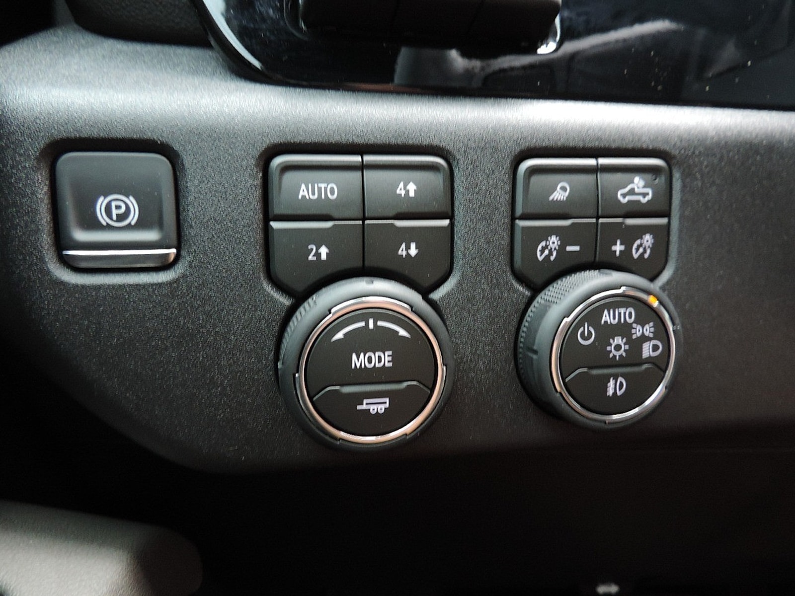 2026 Chevrolet Silverado 2500HD ZR2 - Photo 26