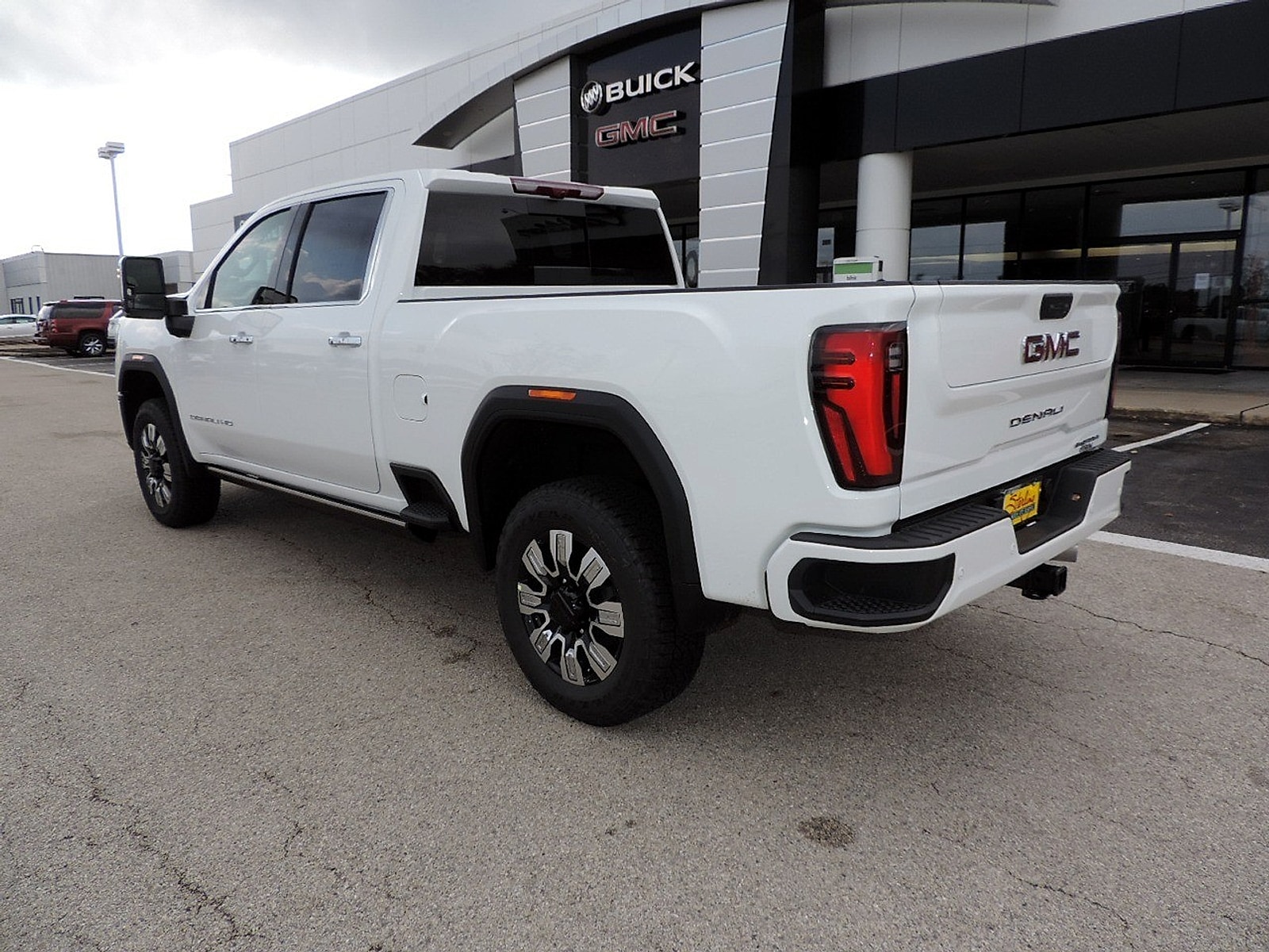 2026 GMC Sierra 2500HD Denali - Photo 7