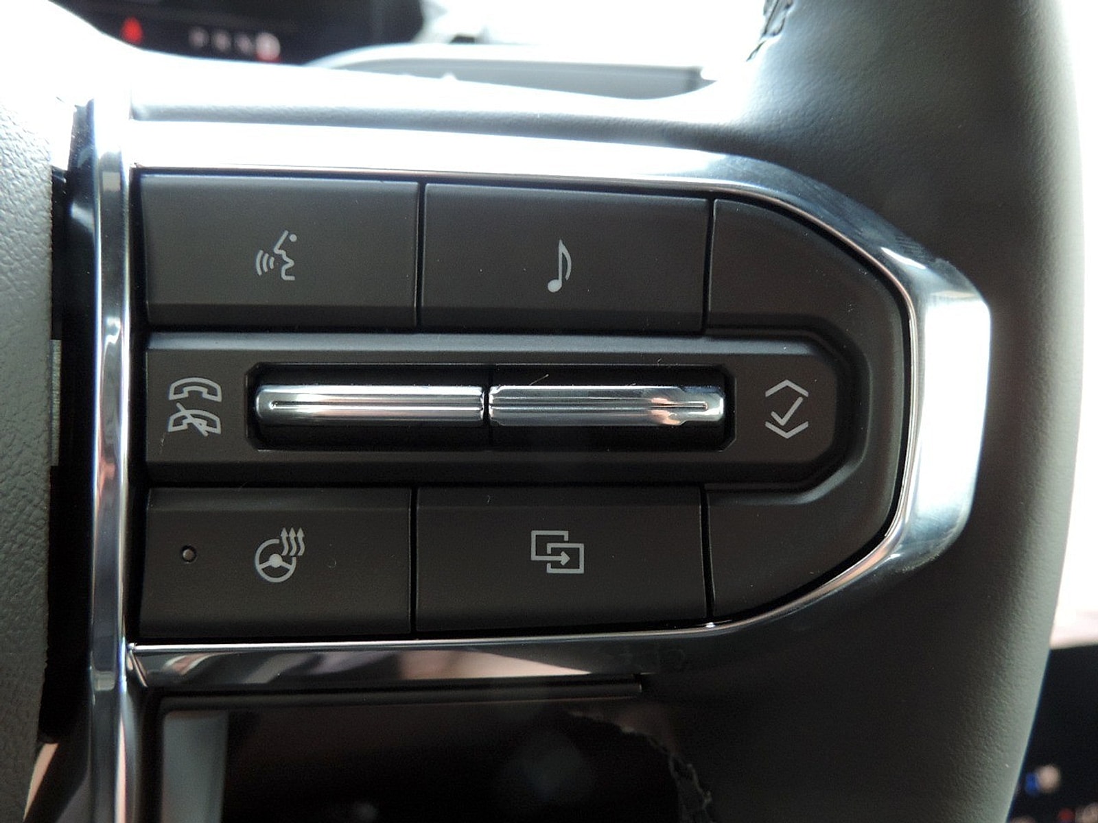 2026 GMC Sierra EV Elevation - Photo 23