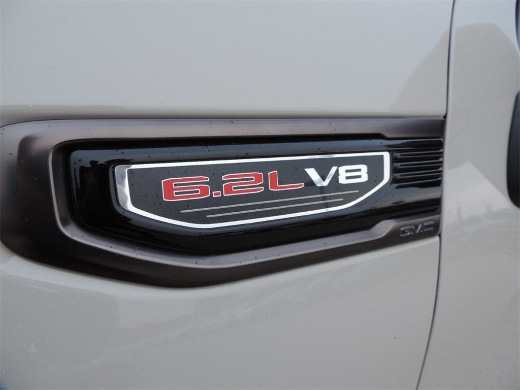 2026 GMC Sierra 1500 AT4X - Photo 10