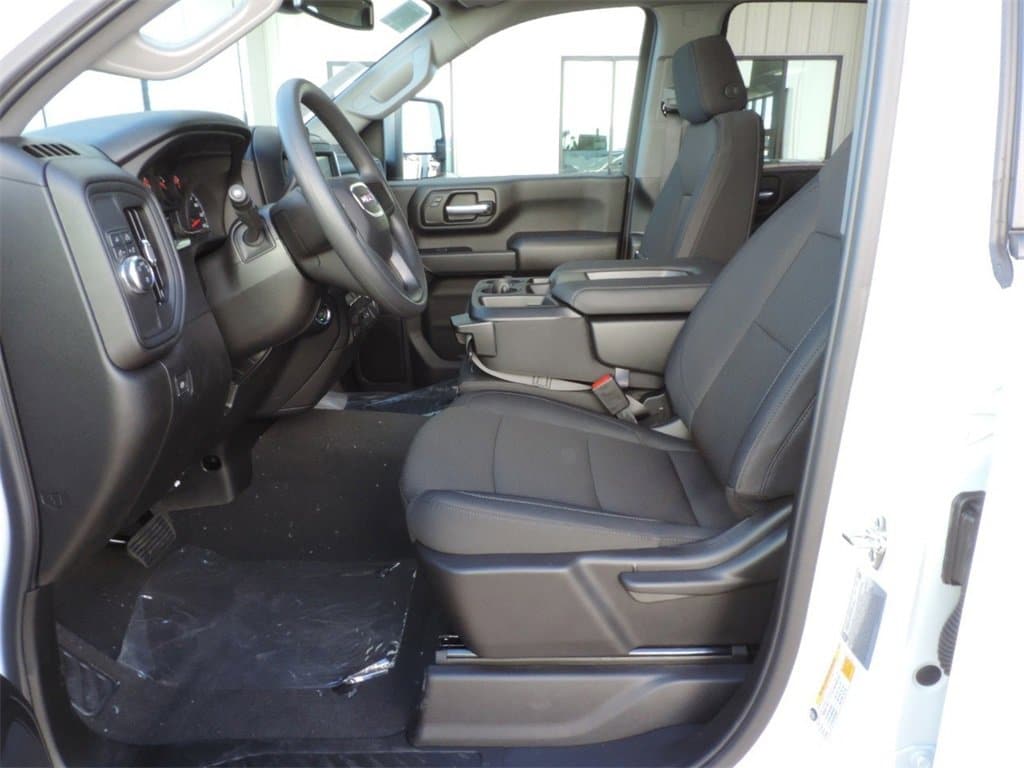 2026 GMC Sierra 3500HD Pro - Photo 14