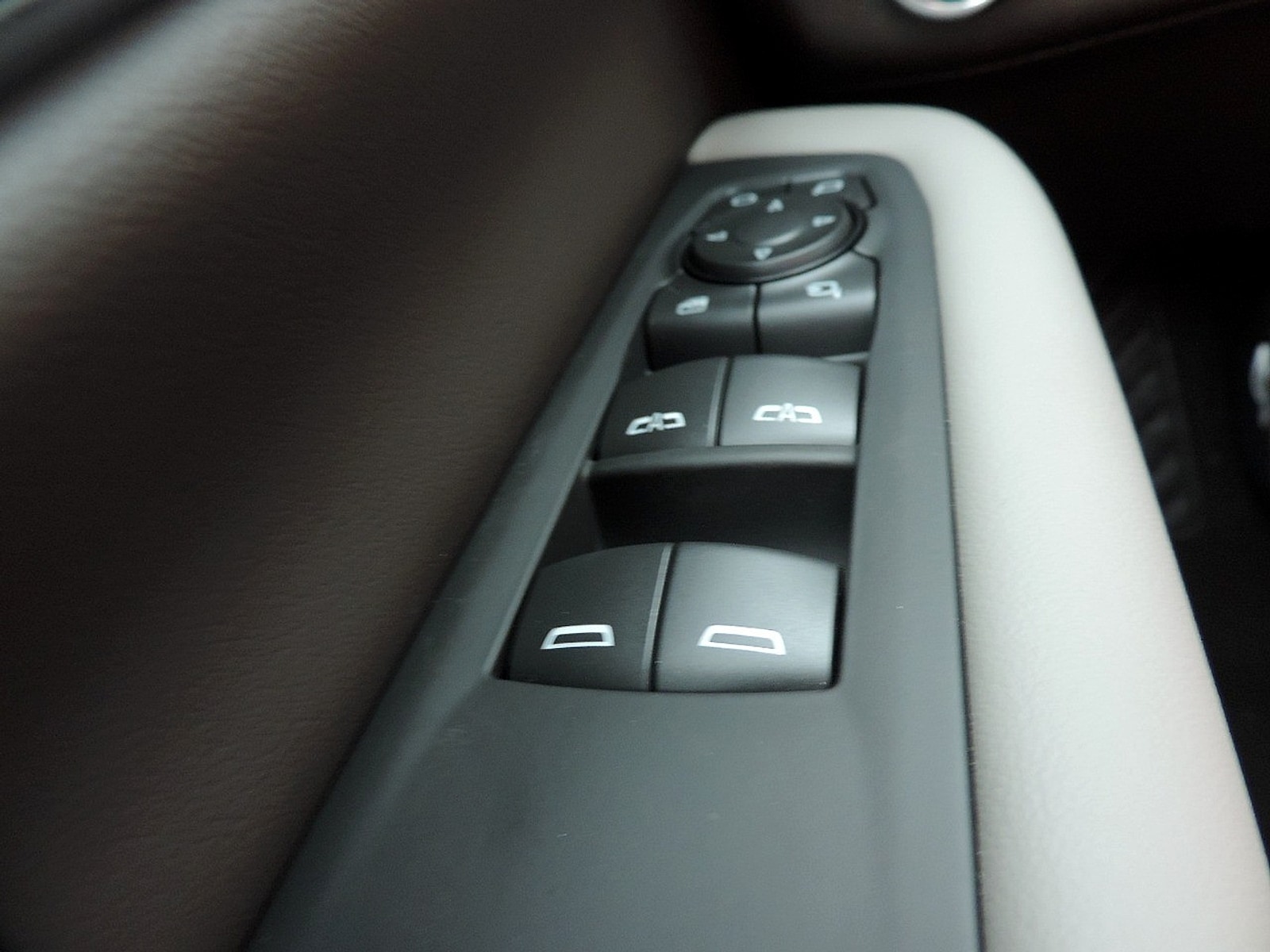 2026 GMC Yukon XL Elevation - Photo 26