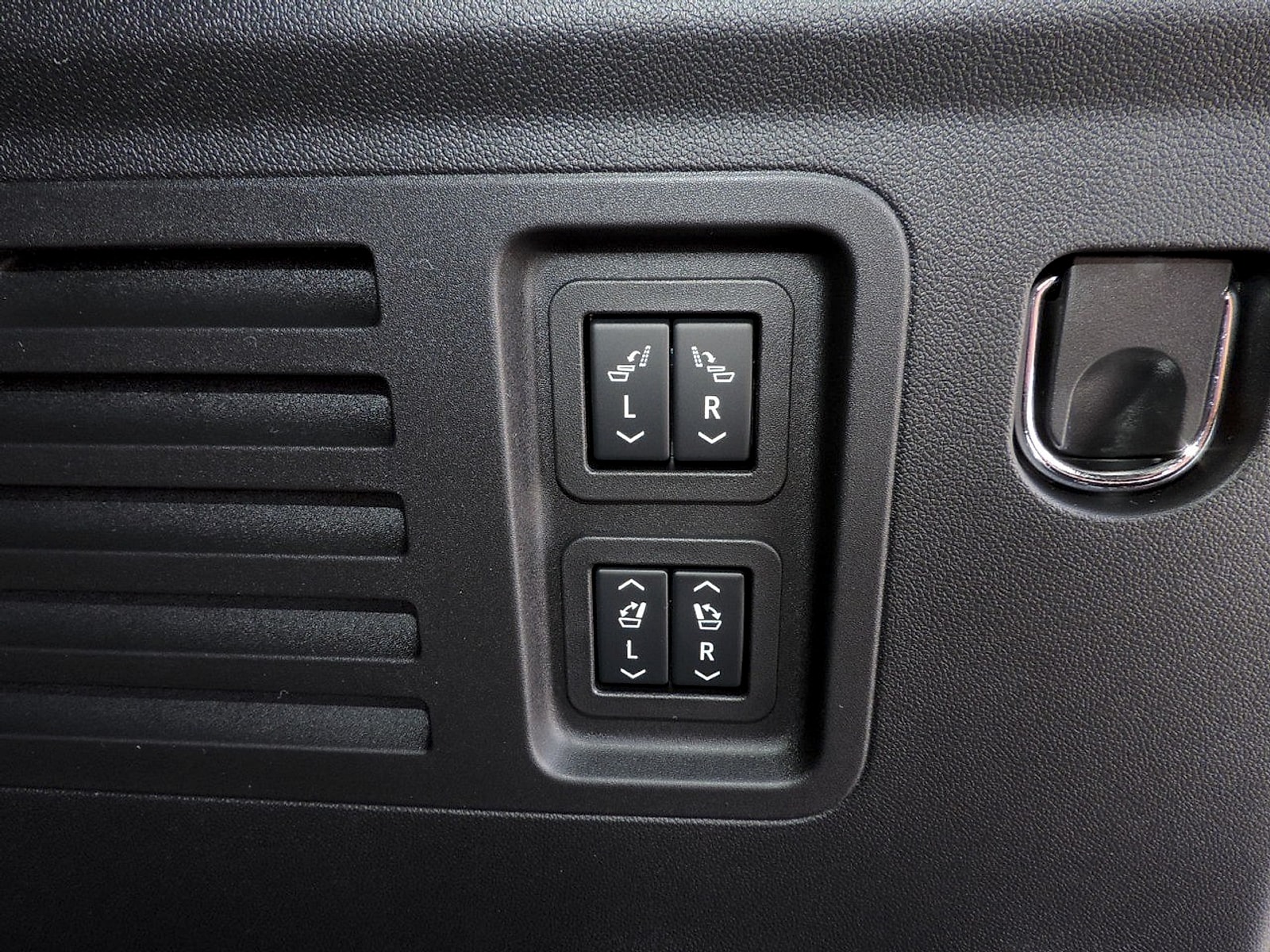 2026 Buick Enclave Sport Touring - Photo 14