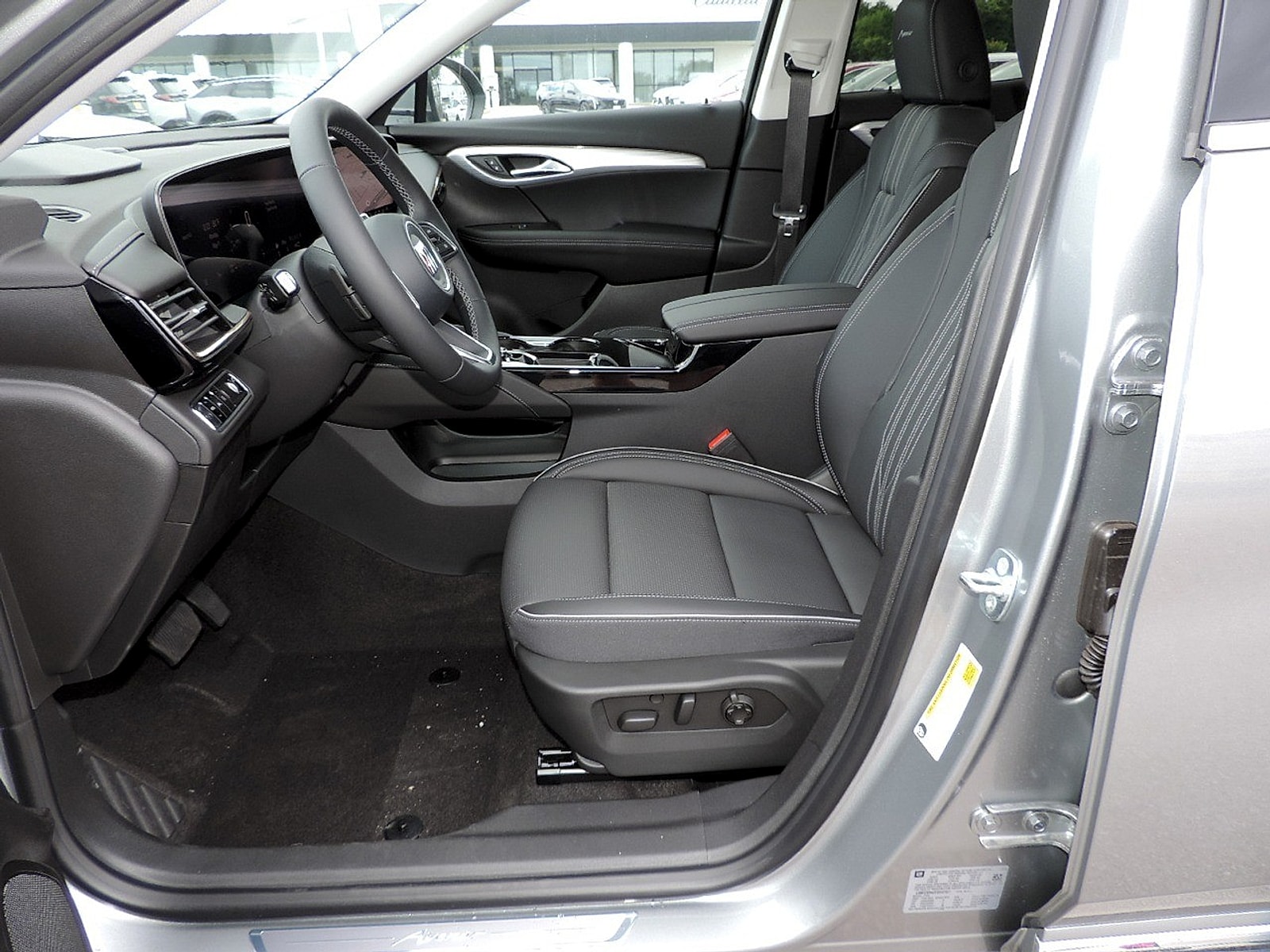 2026 Buick Envision Avenir - Photo 17