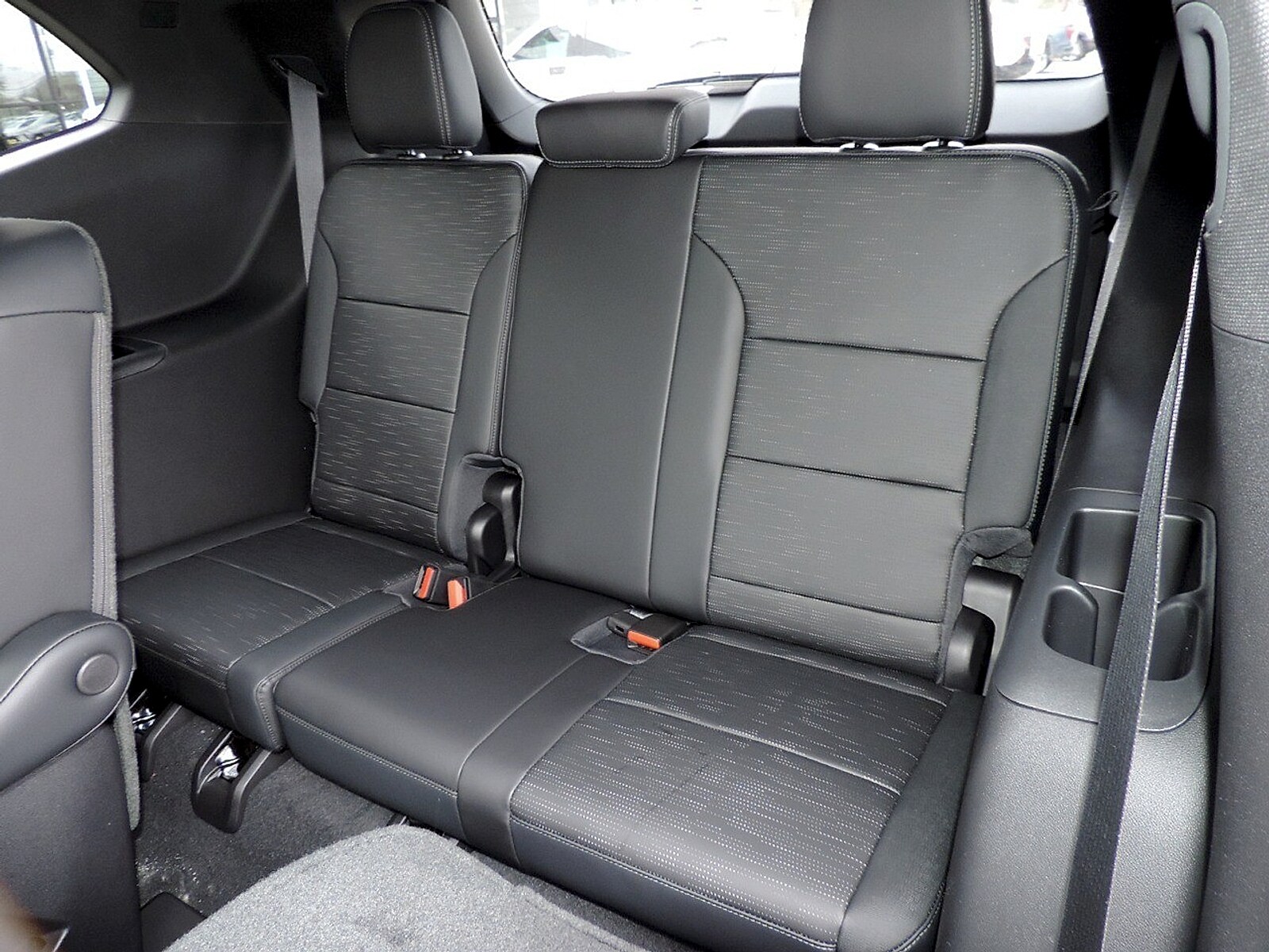 2026 Buick Enclave Sport Touring - Photo 18