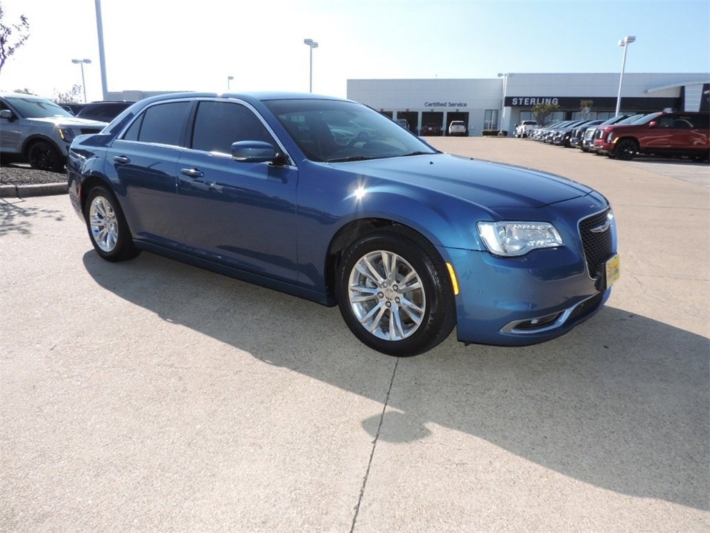 Used 2021 Chrysler 300 Touring L