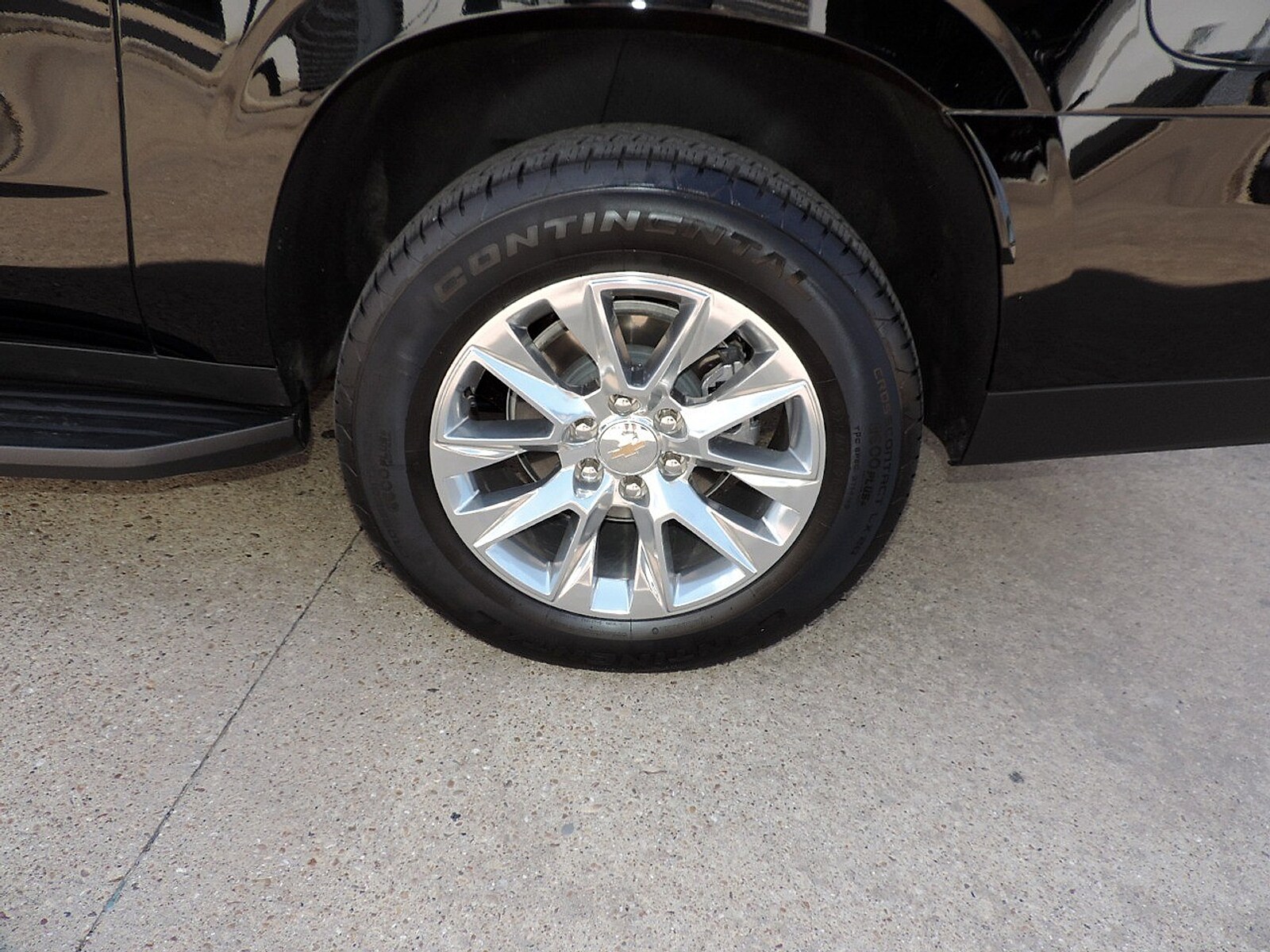2026 Chevrolet Suburban Premier - Photo 11
