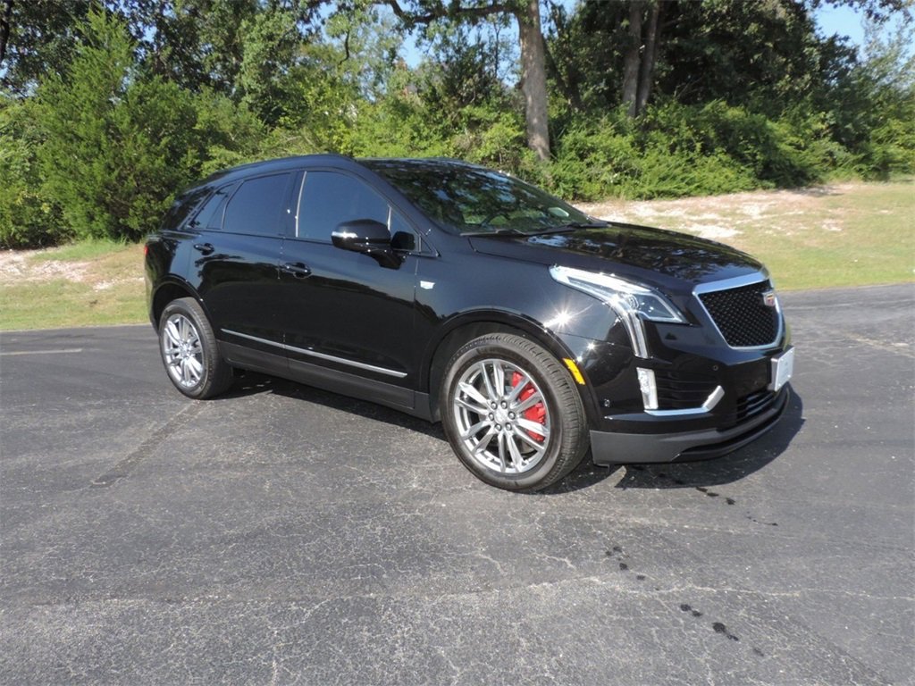 2023 Cadillac XT5 Sport photo 2