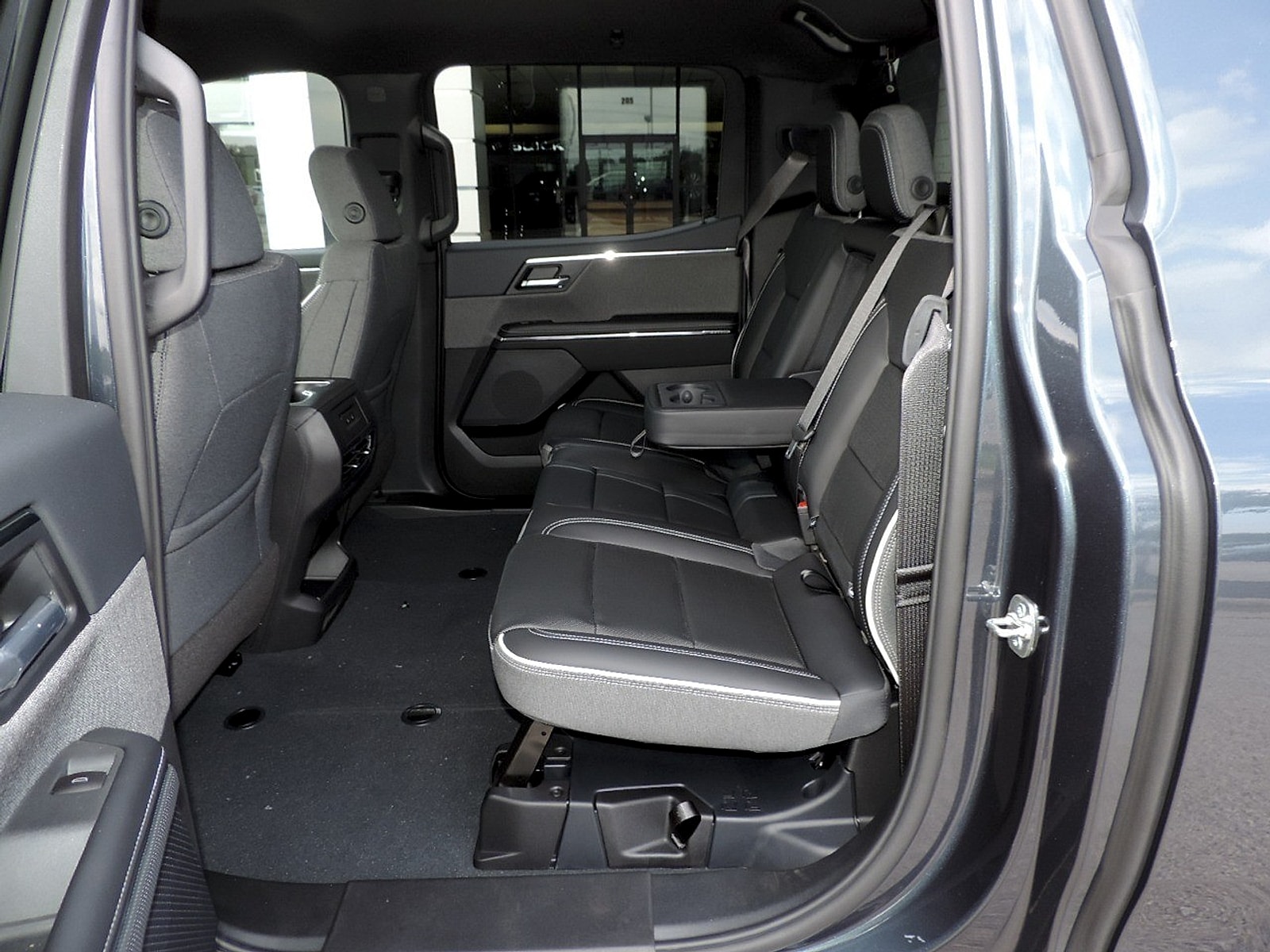 2026 GMC Sierra EV Elevation - Photo 17