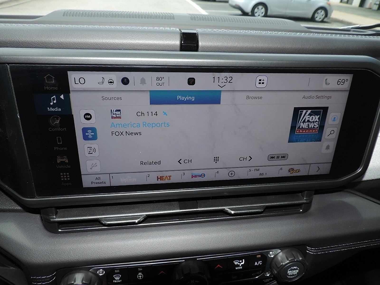 2025 Jeep Wrangler 4xe Sahara 4XE - Photo 19