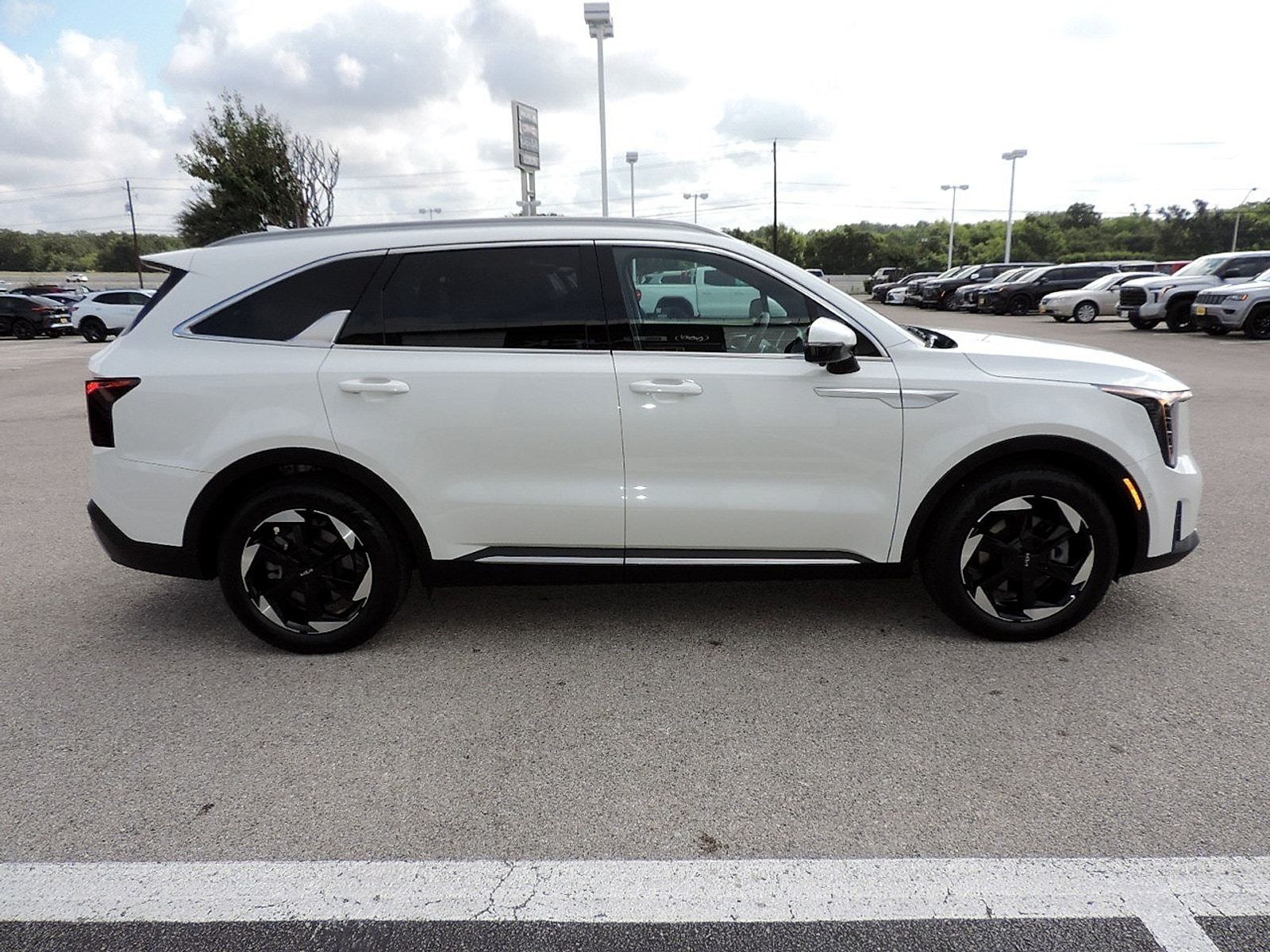 2025 Kia Sorento SX Prestige Hybrid - Photo 4