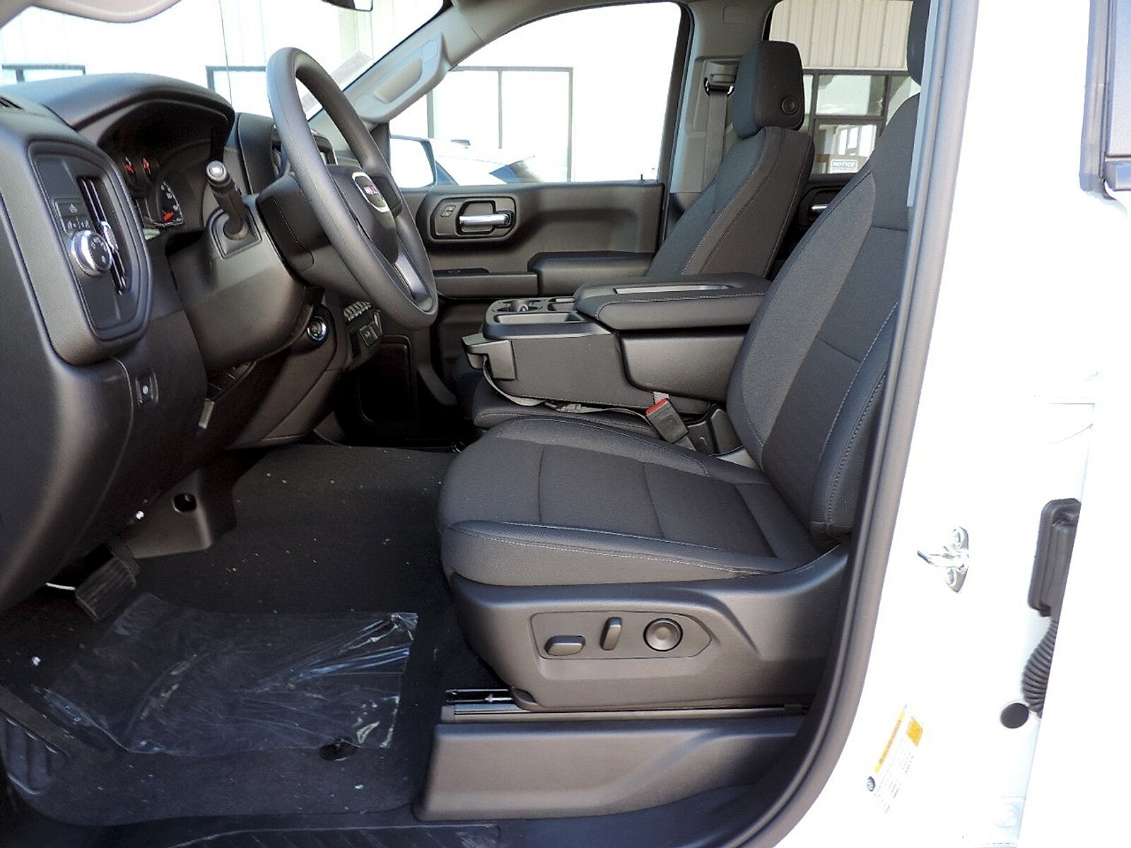 2026 GMC Sierra 1500 Pro - Photo 17