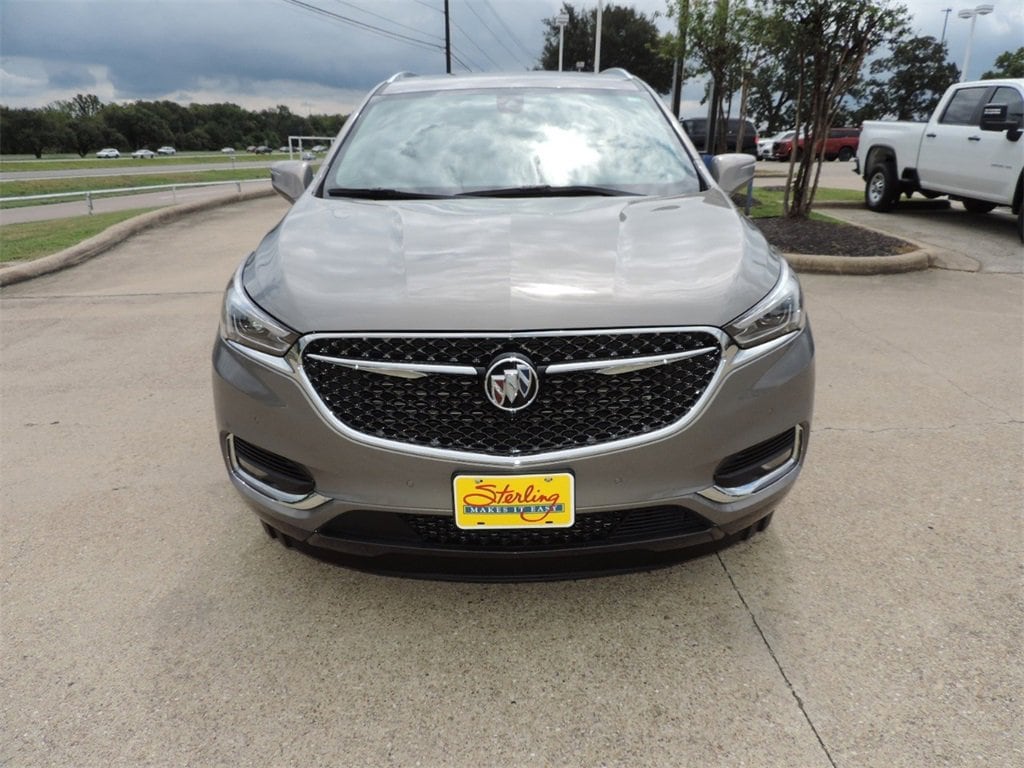 Used 2018 Buick Enclave Avenir with VIN 5GAERDKW8JJ249566 for sale in Bryan, TX