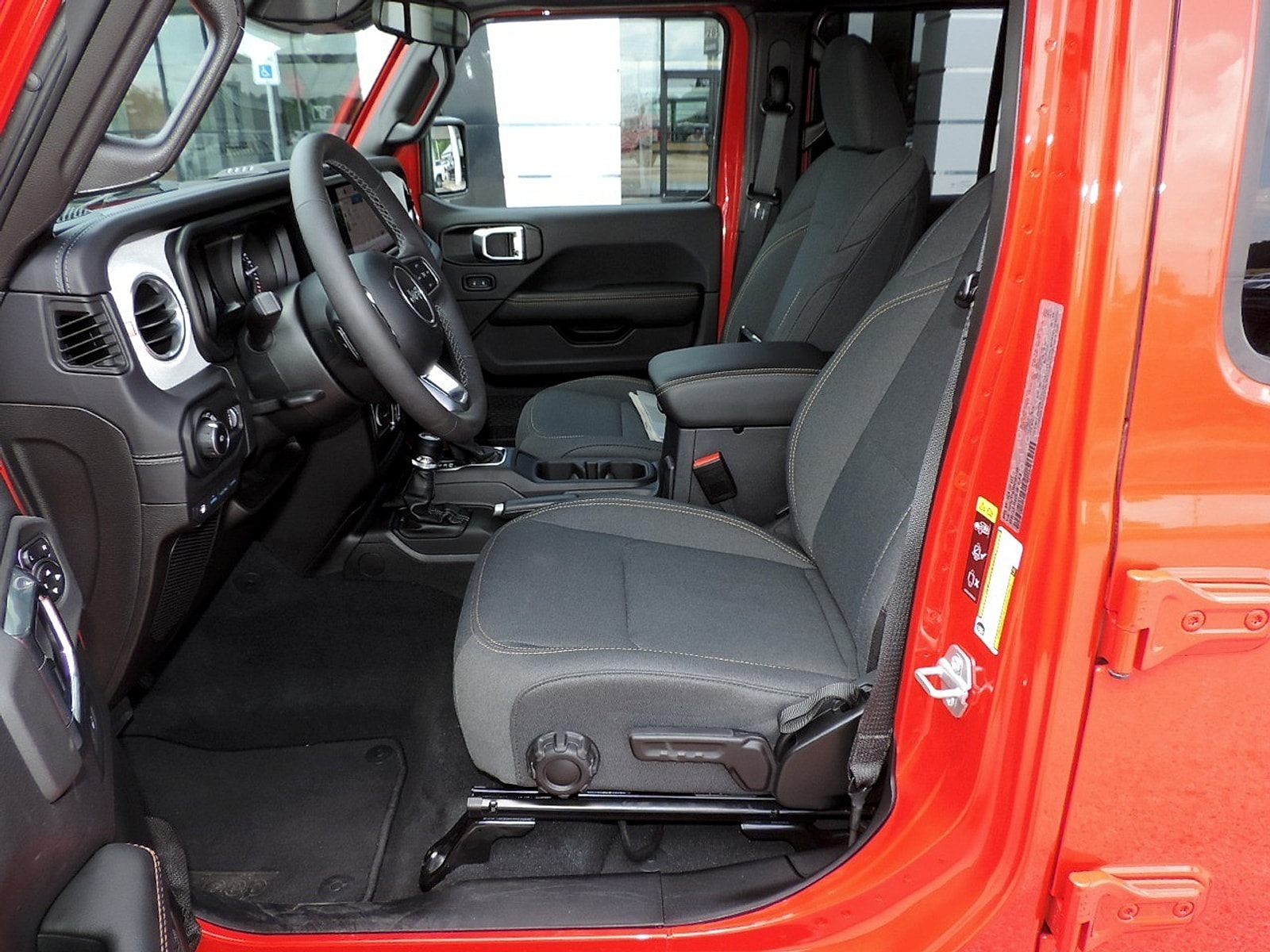 2025 Jeep Wrangler 4xe Sahara 4XE - Photo 16